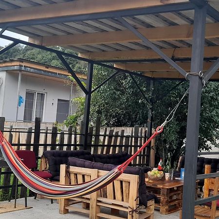 Lela Guest House เมสเตีย ภายนอก รูปภาพ
